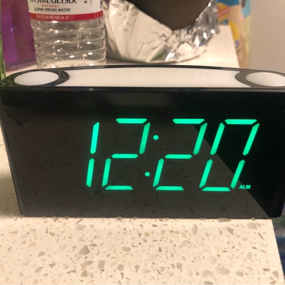 Alarm Clock Large Number Digital LED Display with Dimmer Night Light USB Easy - Picture 9 of 12